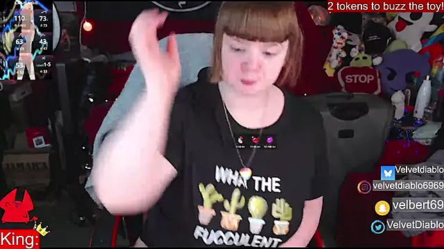 Snapshot of VelvetDiablo chatting on 01/07/25, 12:13 VelvetDiablo online show from 01/07/25, 12:13