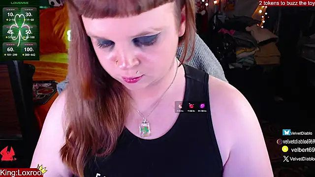 Snapshot of VelvetDiablo chatting on 03/06/25, 03:57 VelvetDiablo online show from 03/06/25, 03:57