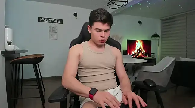 alejooo twink online show from 02/28/25, 11:56