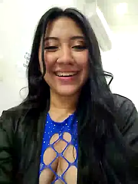 Snapshot of PamelaTomson chatting on 03/18/25, 12:27 PamelaTomson online show from 03/18/25, 12:27