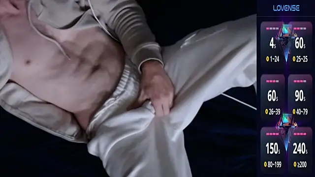 MaxRouger online show from 10/23/25, 06:28