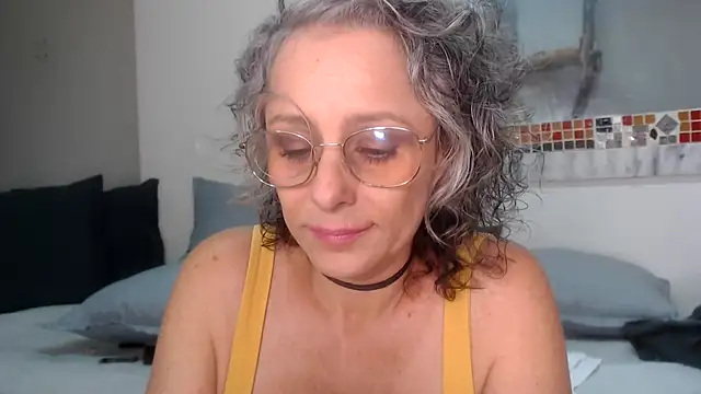 Snapshot of Pinkboobie chatting on 10/08/25, 04:48 Pinkboobie online show from 10/08/25, 04:48