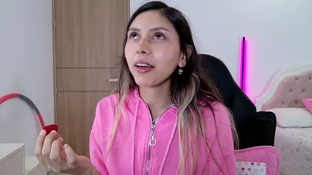 Sensualtease online show from 09/08/25, 08:52