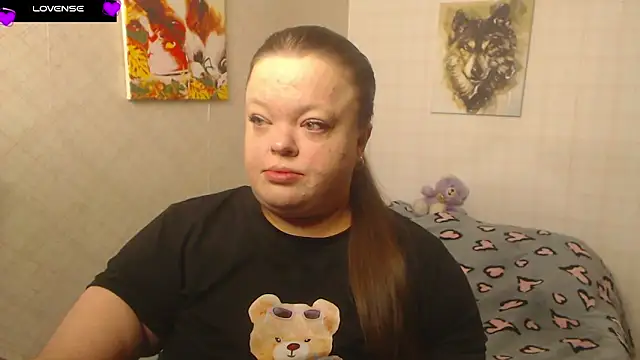 Janiffer MiMi online show from 10/22/25, 05:02