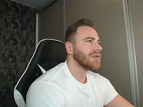 Snapshot of Thori92 chatting on 12/01/24, 05:35 Thori92 online show from 12/01/24, 05:35