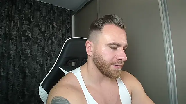 Snapshot of Thori92 chatting on 12/04/24, 08:07 Thori92 online show from 12/04/24, 08:07