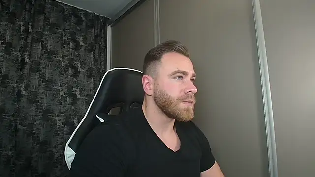 Snapshot of Thori92 chatting on 12/07/24, 05:31 Thori92 online show from 12/07/24, 05:31