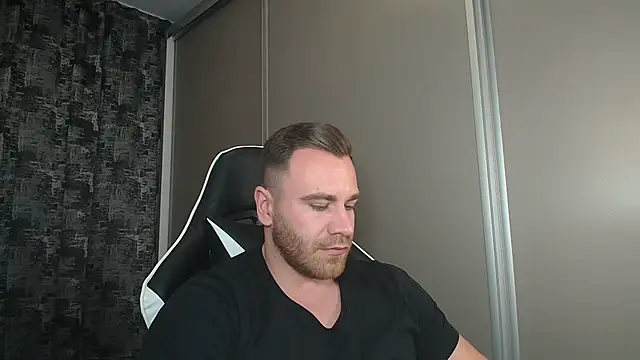 Snapshot of Thori92 chatting on 01/12/25, 09:40 Thori92 online show from 01/12/25, 09:40