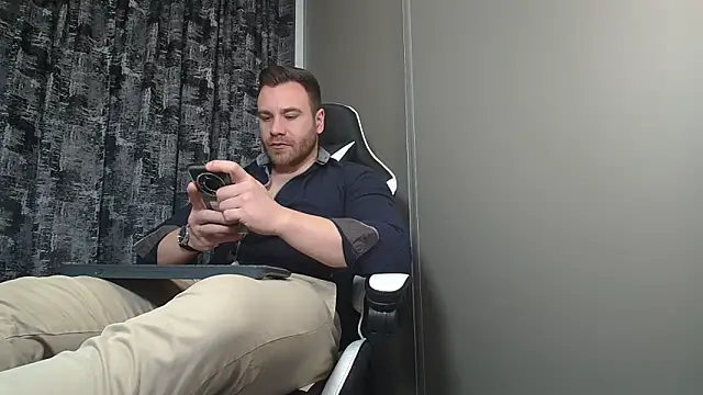 Snapshot of Thori92 chatting on 02/11/25, 05:07 Thori92 online show from 02/11/25, 05:07