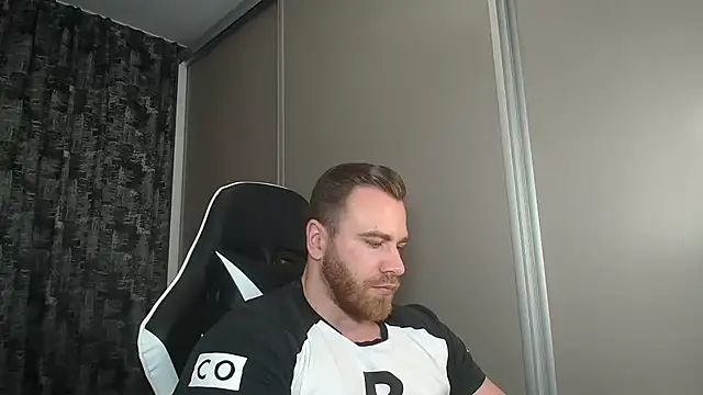 Snapshot of Thori92 chatting on 03/14/25, 09:32 Thori92 online show from 03/14/25, 09:32