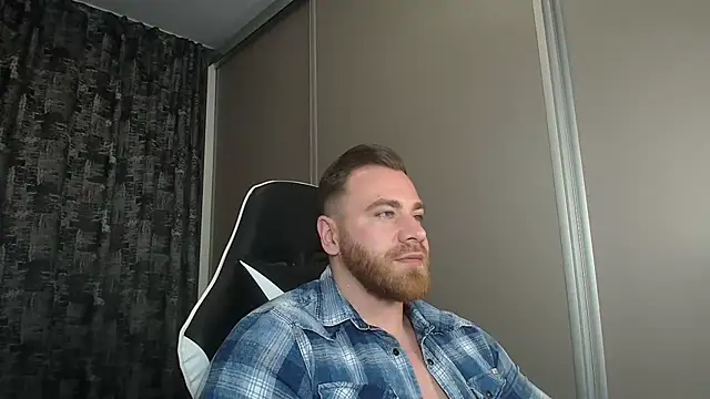 Snapshot of Thori92 chatting on 03/20/25, 09:02 Thori92 online show from 03/20/25, 09:02