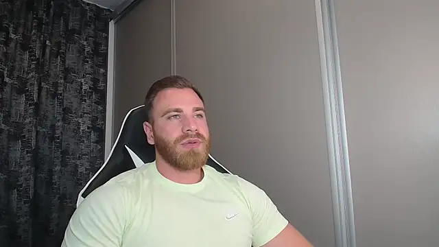 Snapshot of Thori92 chatting on 09/08/25, 05:56 Thori92 online show from 09/08/25, 05:56