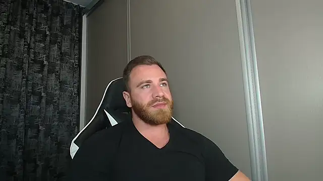 Snapshot of Thori92 chatting on 09/09/25, 04:39 Thori92 online show from 09/09/25, 04:39