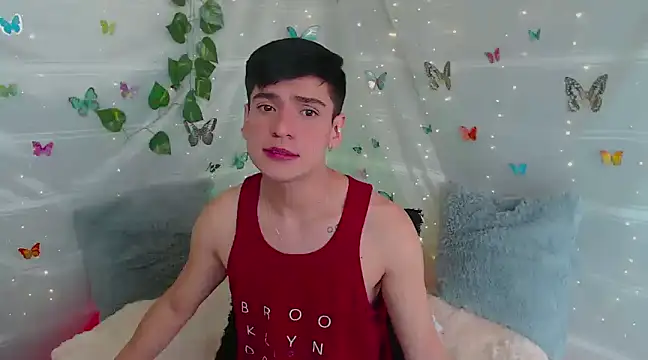 Snapshot of Jhonny_horny1 chatting on 02/06/25, 03:31 Jhonny horny1 online show from 02/06/25, 03:31