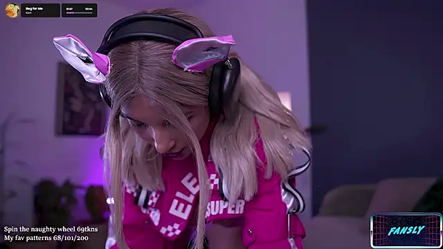 LucyAllenX online show from 10/09/25, 07:23