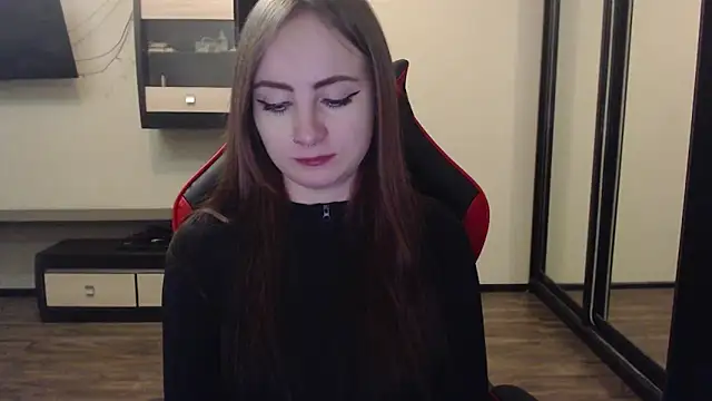 Snapshot of Laralianna chatting on 01/07/25, 07:49 Laralianna online show from 01/07/25, 07:49