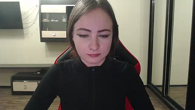 Snapshot of Laralianna chatting on 02/09/25, 03:12 Laralianna online show from 02/09/25, 03:12
