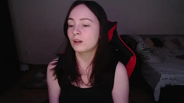 Laralianna online show from 11/11/25, 08:42