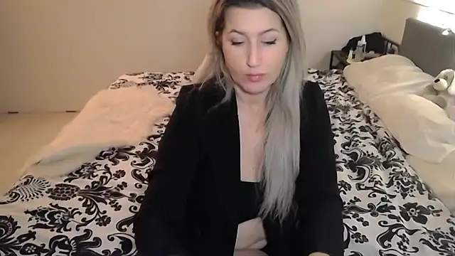 Snapshot of TessToy chatting on 01/21/25, 05:51 TessToy online show from 01/21/25, 05:51