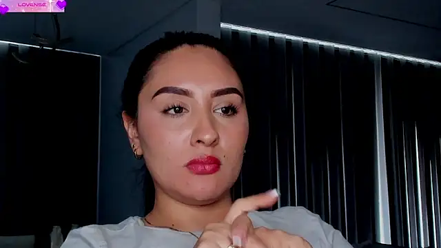 Snapshot of AnushaKumari chatting on 10/08/25, 04:04 AnushaKumari online show from 10/08/25, 04:04