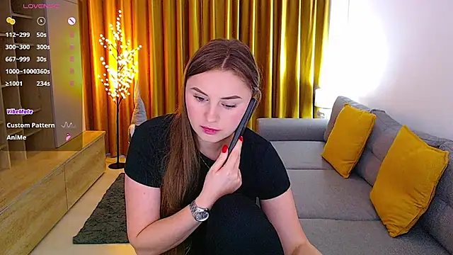Snapshot of _Mia_Adams chatting on 12/05/24, 02:33 Mia Adams online show from 12/05/24, 02:33