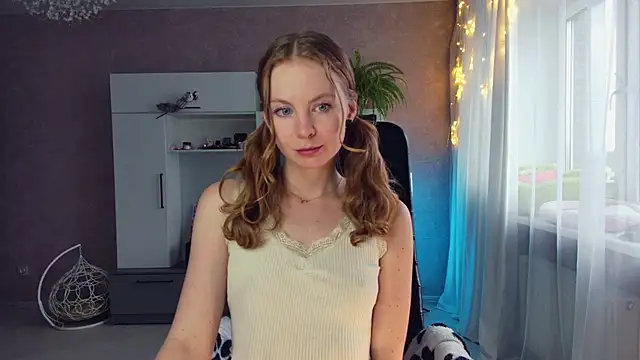 Snapshot of Cuddle_Cat chatting on 03/02/25, 02:00 Cuddle Cat online show from 03/02/25, 02:00