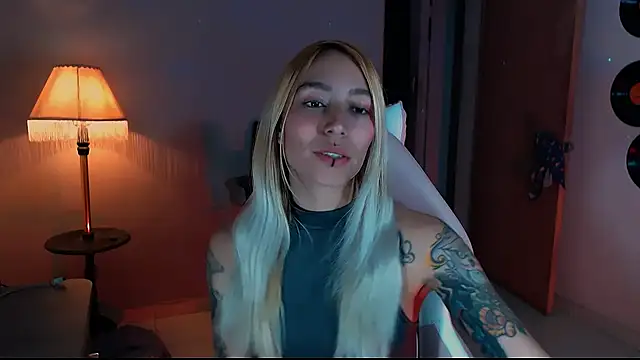 Saucy Jenn online show from 12/01/24, 10:53