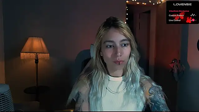 Saucy Jenn online show from 01/26/25, 03:38