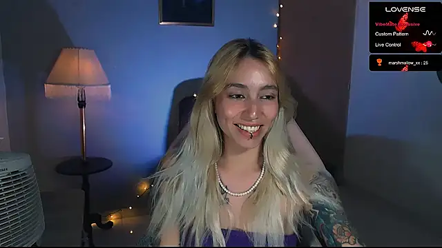 Saucy Jenn online show from 02/02/25, 04:59