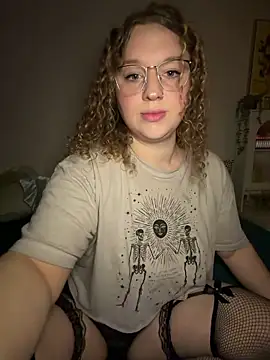 EmmieRae online show from 10/27/25, 03:54