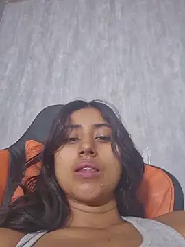 Valentinne z online show from 11/08/25, 02:06