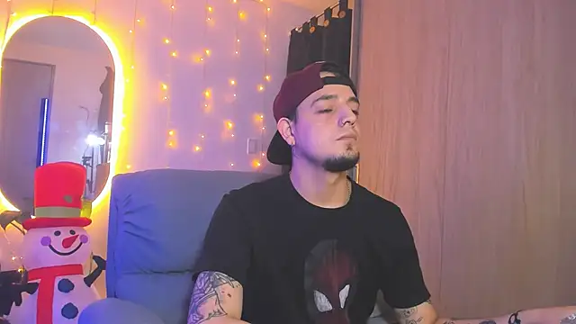 alejandro calderon1 online show from 12/13/24, 04:11