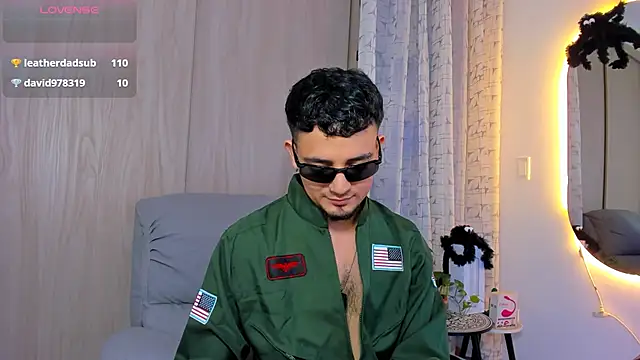 alejandro calderon1 online show from 10/31/25, 09:38