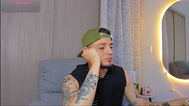 alejandro calderon1 online show from 11/12/25, 05:30