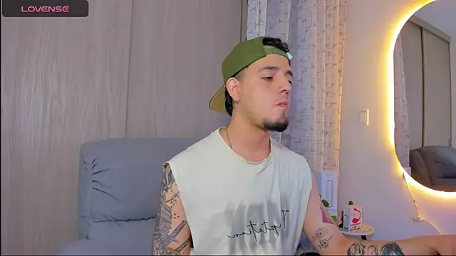 alejandro calderon1 online show from 11/13/25, 10:08