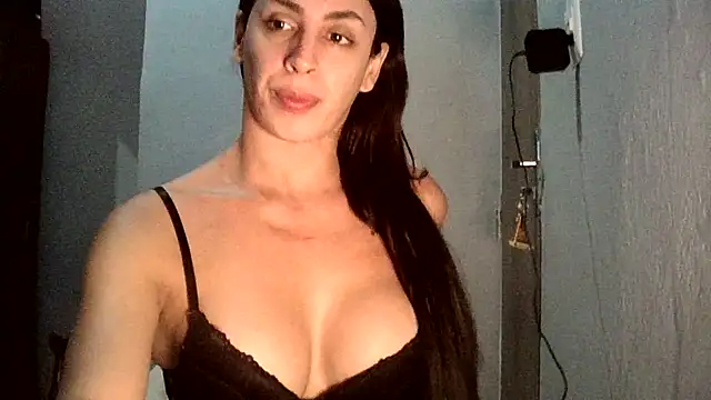 AlexiaDuucan online show from 10/04/25, 01:31