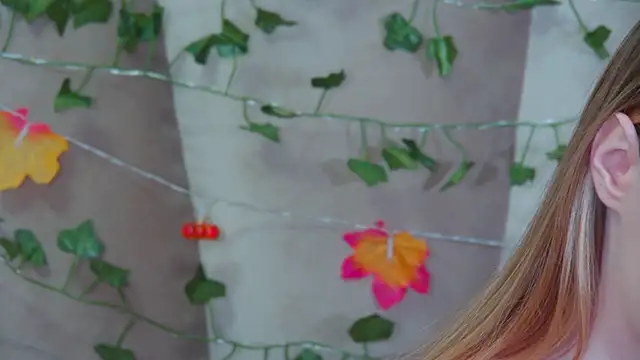 Snapshot of GentleRossi chatting on 10/07/25, 03:09 GentleRossi online show from 10/07/25, 03:09