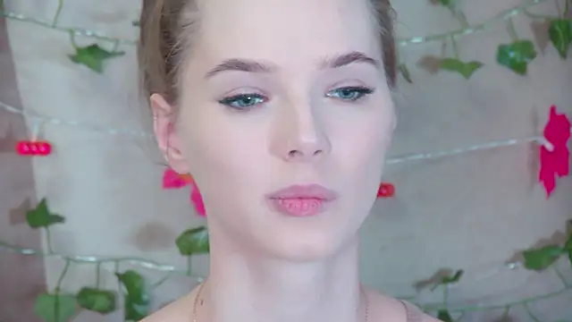 Snapshot of GentleRossi chatting on 10/08/25, 03:20 GentleRossi online show from 10/08/25, 03:20