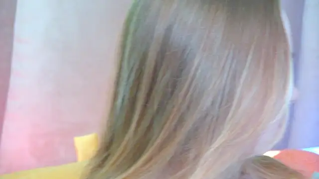 Snapshot of GentleRossi chatting on 11/17/25, 09:42 GentleRossi online show from 11/17/25, 09:42