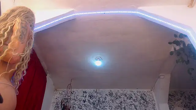 hornytsblonde online show from 01/25/25, 02:14