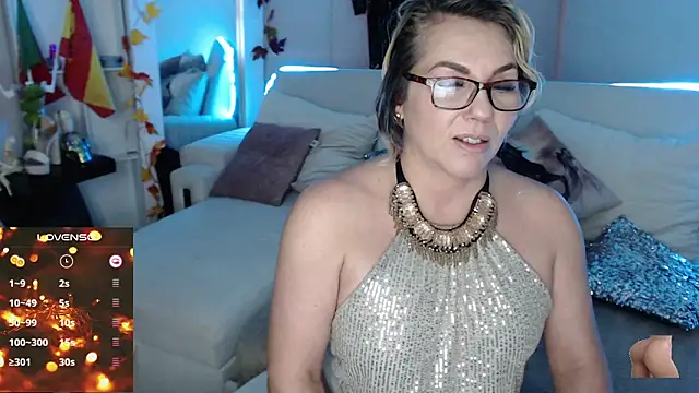 Snapshot of Myrnasexxx chatting on 01/14/25, 11:16 Myrnasexxx online show from 01/14/25, 11:16