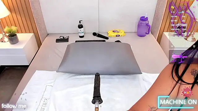 bounce katty online show from 10/09/25, 08:18