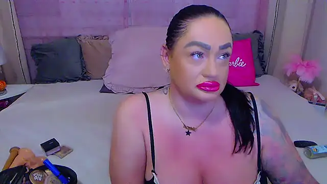 Snapshot of BustyVicky chatting on 10/06/25, 08:50 BustyVicky online show from 10/06/25, 08:50