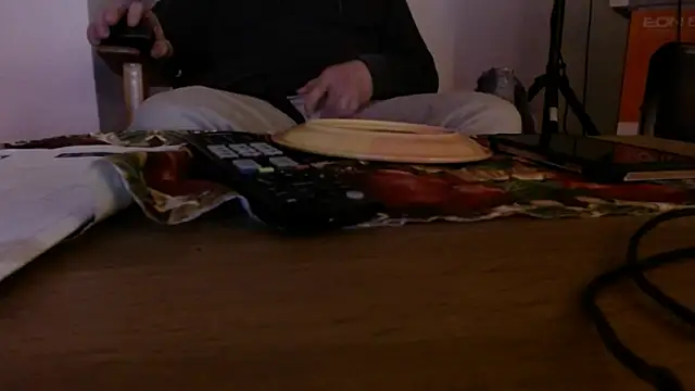 Cordt27 online show from 11/14/25, 07:12