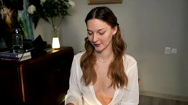 Snapshot of Special___ chatting on 12/19/24, 06:23 Special online show from 12/19/24, 06:23