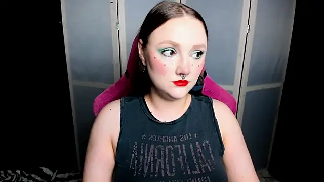 Snapshot of YourDyingBride chatting on 10/08/25, 02:42 YourDyingBride online show from 10/08/25, 02:42