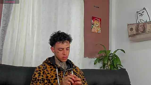 Aron ford online show from 10/18/25, 01:12