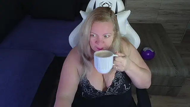 MolligSpielle online show from 09/09/25, 08:25