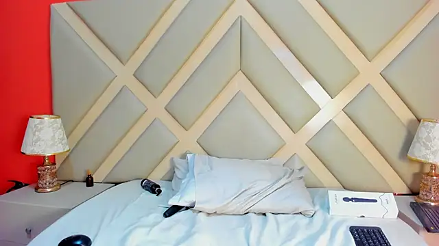 Snapshot of SSCARLETH_ chatting on 12/16/24, 02:27 SSCARLETH online show from 12/16/24, 02:27