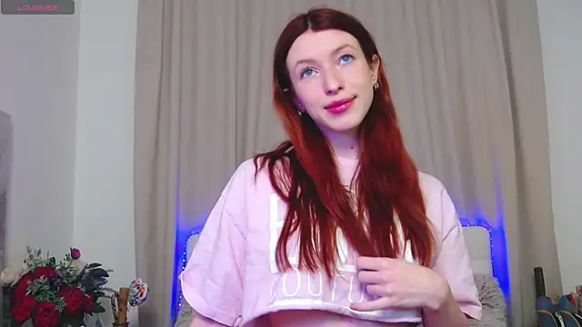 WildRedBerry online show from 03/11/25, 07:26